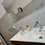 Rosa Bianca - Free Parking In The Historic Center Of - Langhe Apartmán