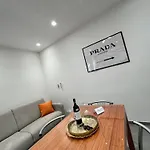 Rosa Bianca - Free Parking In The Historic Center Of - Langhe Apartmán