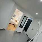 Rosa Bianca - Free Parking In The Historic Center Of - Langhe 아파트 알바