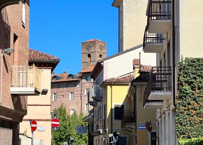 Rosa Bianca - Free Parking In The Historic Center Of - Langhe * アルバ