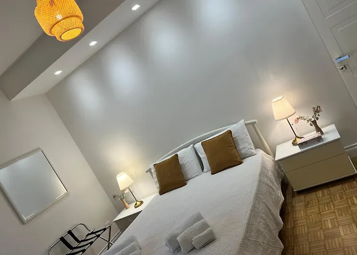 Rosa Bianca - Free Parking In The Historic Center Of - Langhe アパート *