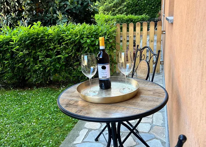 Rosa Bianca - Free Parking In The Historic Center Of - Langhe アパート アルバ